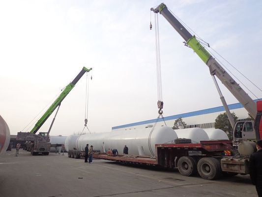 ASME 200cbm Transporting Large Propane Tanks , SA516 Bulk Truck Fuel Tanks
