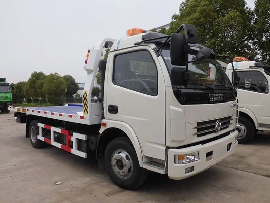 Dongfeng 4 X 2 120hp Commercial Tow Truck , LHD RHD 5 Ton Heavy Wrecker Trucks