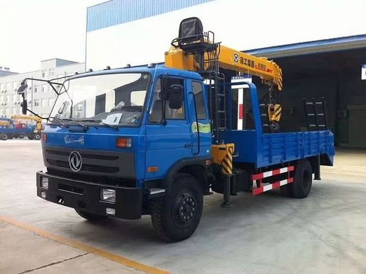 6 Wheel Truck Mounted Hydraulic Crane , 5 Tons XCMG Powerful Truck Mounted Knuckle Boom Cranes